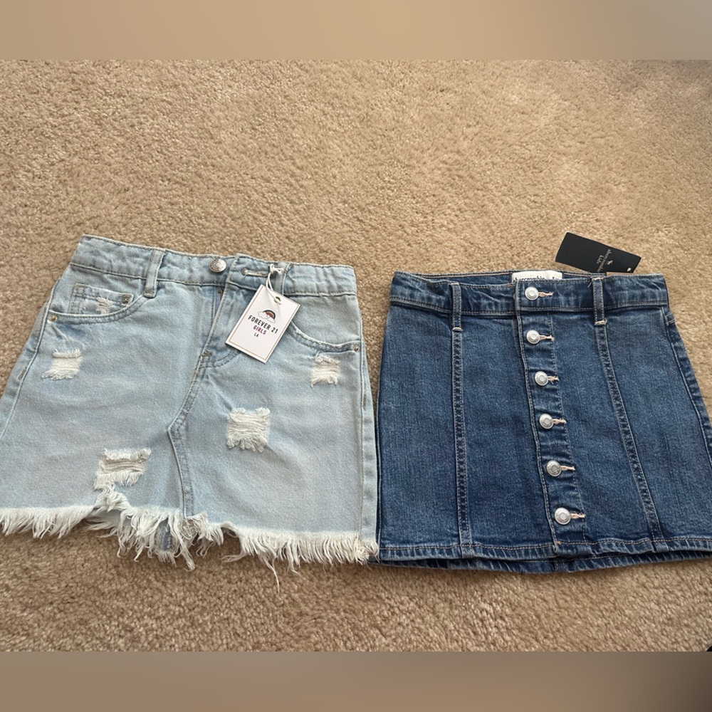 GIRLS 5/6 Jean skirt bundle